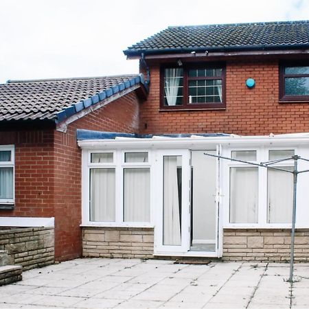 Home To Home Stay Apartment Glasgow Buitenkant foto