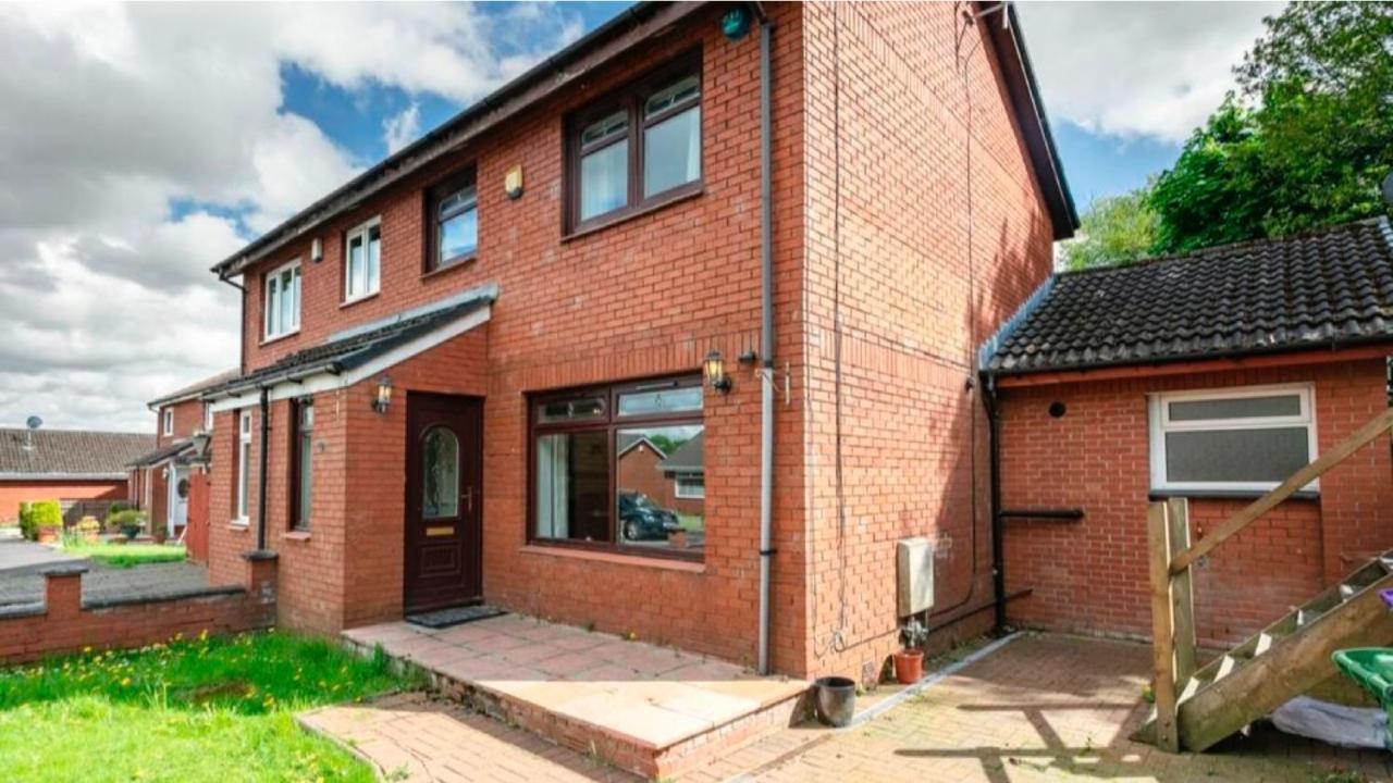Home To Home Stay Apartment Glasgow Buitenkant foto