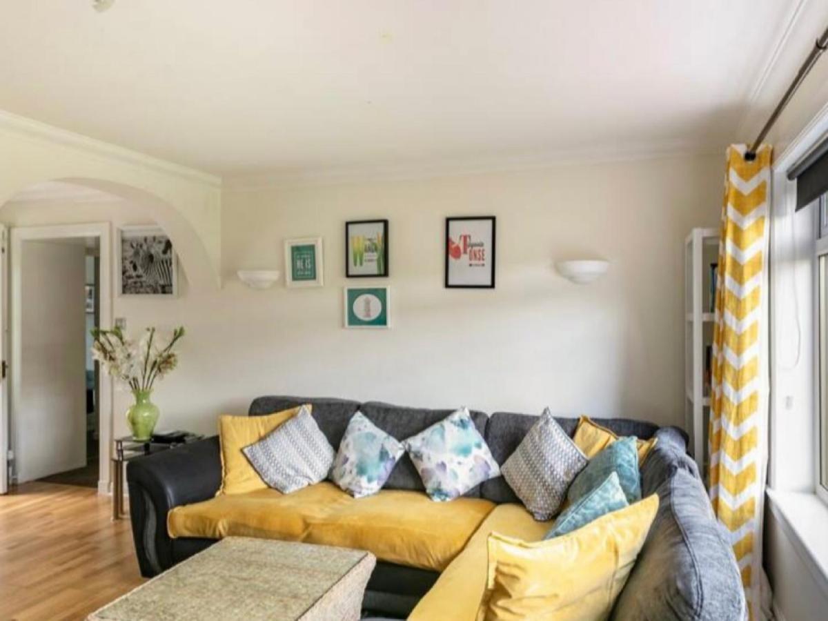 Home To Home Stay Apartment Glasgow Buitenkant foto